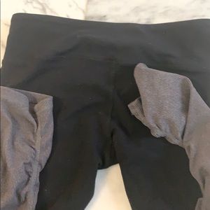 COPY - Alo goddess size medium